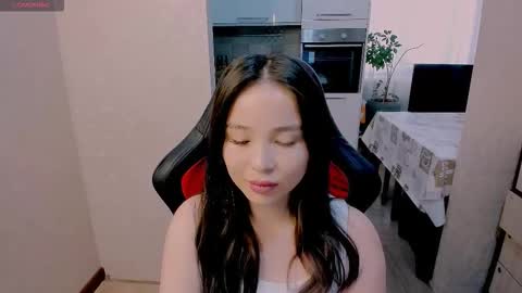 Snapshot of aya_moon chatting on November 20, 2025, 5:07 am Aya Moon online show from November 20, 2025, 5:07 am