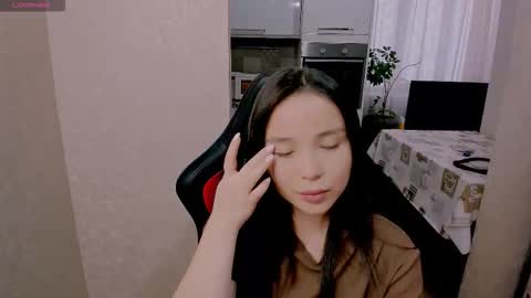 Snapshot of aya_moon chatting on November 27, 2025, 4:36 am Aya Moon online show from November 27, 2025, 4:36 am