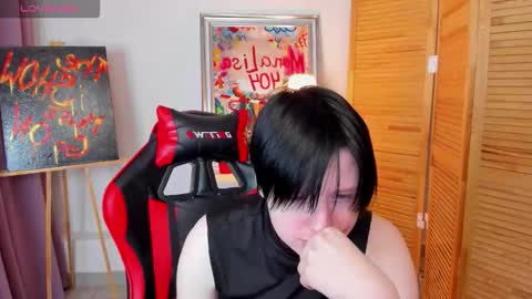 ayaks online show from February 4, 2026, 8:20 am