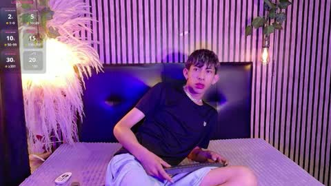 Ayano Aishi online show from April 1, 2026, 1:01 pm