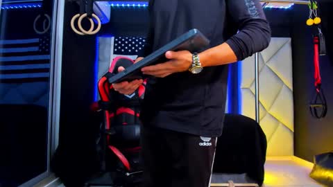 Ayden Miller online show from March 8, 2026, 3:54 am