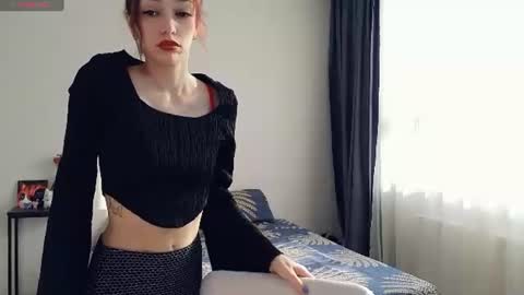 Snapshot of ayehoney chatting on August 8, 2026, 2:57 am Hailey Wellington online show from August 8, 2026, 2:57 am