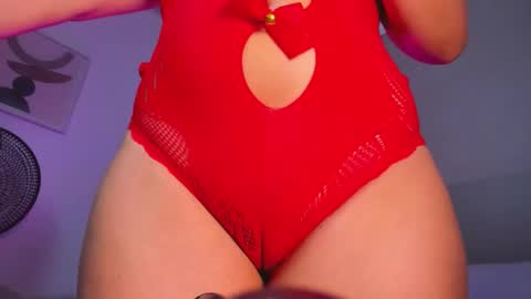 Alyda Jaramillo online show from April 17, 2026, 8:45 pm