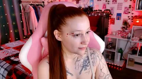 Ayla hill online show from November 30, 2025, 8:35 pm