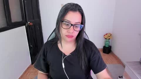 Snapshot of aylaislem chatting on February 2, 2025, 7:09 am SandyMODELINDEPENDIENT online show from February 2, 2025, 7:09 am