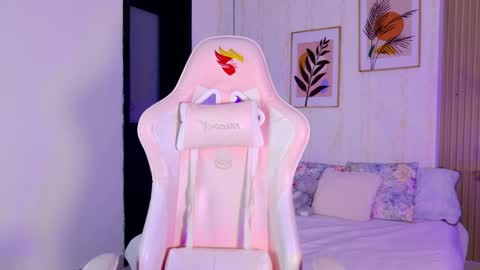 Snapshot of ayleen_dunkann chatting on February 5, 2026, 1:38 pm Ayleen online show from February 5, 2026, 1:38 pm