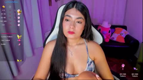 Snapshot of aylenmiller_ chatting on November 9, 2025, 1:37 am Aylen online show from November 9, 2025, 1:37 am