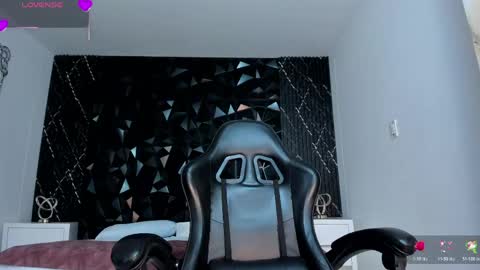 aylinlove_ online show from June 3, 2026, 2:33 pm