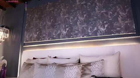 Aylin Millerxs online show from March 25, 2026, 8:48 pm