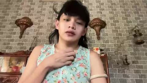 aymkyline online show from November 22, 2025, 1:15 am