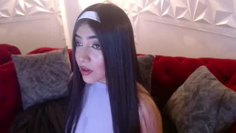 Aysel online show from October 29, 2025, 8:32 pm