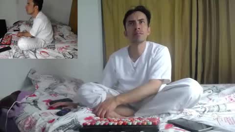 AZIEL online show from February 19, 2025, 2:33 am