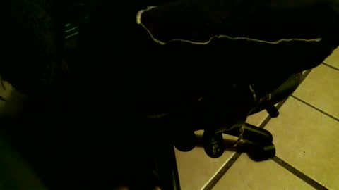 Snapshot of azjohnny chatting on December 15, 2025, 3:11 am azjohnny online show from December 15, 2025, 3:11 am