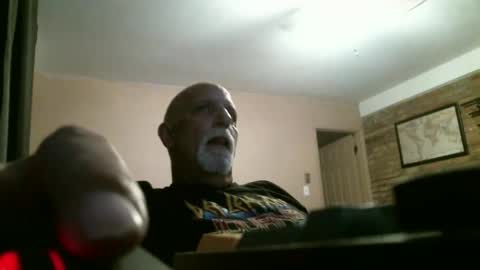 azjohnny online show from April 8, 2026, 2:55 am