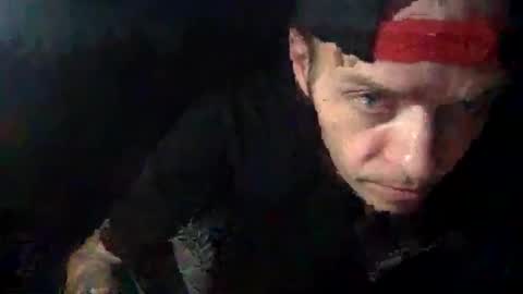 Snapshot of azlee87 chatting on October 11, 2025, 1:49 am azlee87 online show from October 11, 2025, 1:49 am