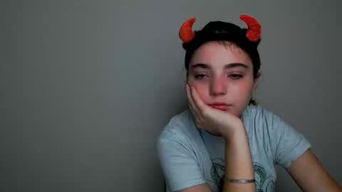 Snapshot of azumi_chan_ chatting on October 10, 2025, 9:14 pm azumi_chan_ online show from October 10, 2025, 9:14 pm