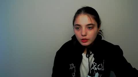 Snapshot of azumi_chan_ chatting on October 26, 2025, 7:25 am azumi_chan_ online show from October 26, 2025, 7:25 am