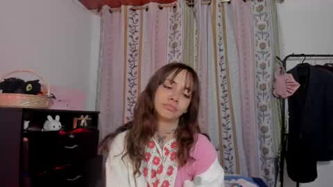 azumi saan online show from June 25, 2026, 2:44 am