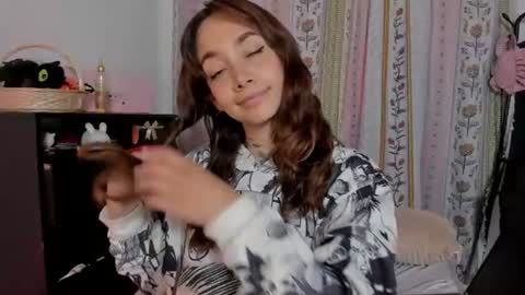 azumi saan online show from July 10, 2026, 3:22 am