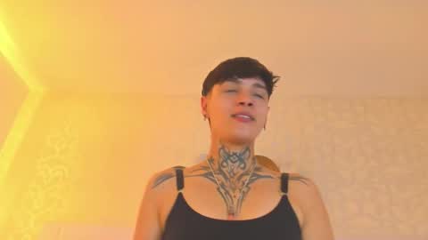 Snapshot of b3k_afrodict chatting on October 6, 2025, 7:55 pm Anny online show from October 6, 2025, 7:55 pm
