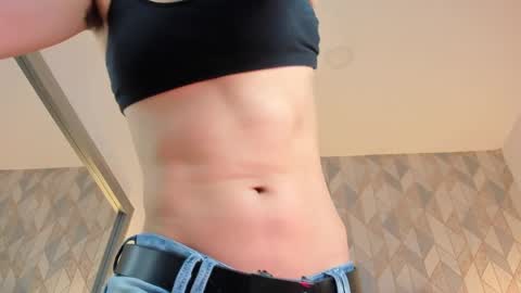 Anny online show from April 18, 2026, 3:54 am