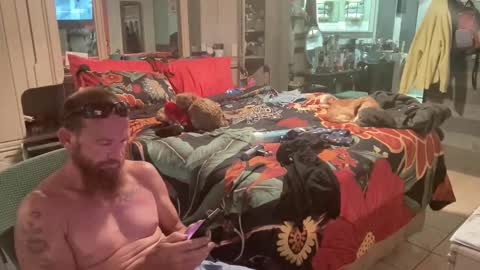 Snapshot of b_ready772 chatting on June 4, 2026, 6:03 pm b_ready772 online show from June 4, 2026, 6:03 pm