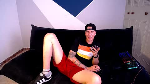 baan9 online show from January 21, 2025, 3:32 pm