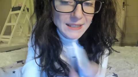 babby_jewel online show from February 5, 2025, 2:48 pm