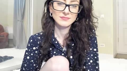 babby_jewel online show from February 28, 2025, 2:09 pm