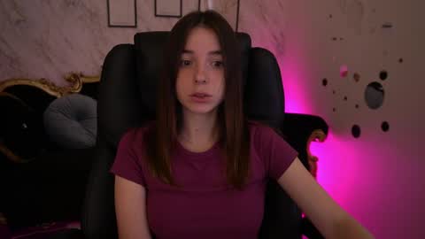 Snapshot of babe_dollie chatting on May 30, 2026, 6:43 am Babe online show from May 30, 2026, 6:43 am