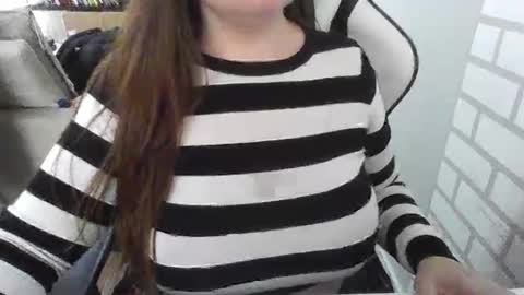 Snapshot of babecrystal chatting on February 9, 2025, 5:54 pm Camera Prive Gotica do Baile online show from February 9, 2025, 5:54 pm