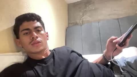 Snapshot of babelogan chatting on February 15, 2026, 11:34 pm babelogan online show from February 15, 2026, 11:34 pm