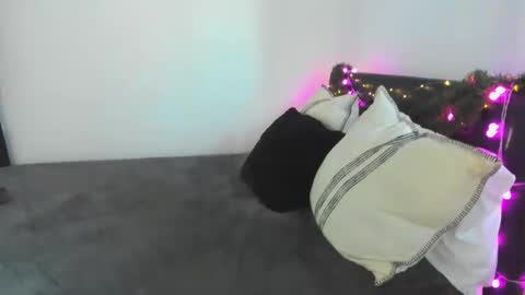 BabieLynn online show from December 14, 2025, 2:55 pm