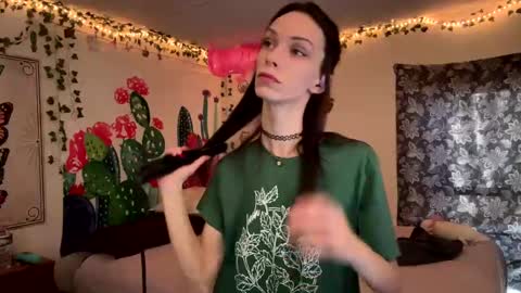 Snapshot of babiifern chatting on January 10, 2025, 1:31 pm Fern Browning online show from January 10, 2025, 1:31 pm