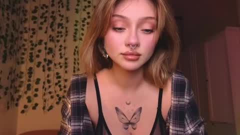 bb adele  online show from February 6, 2025, 10:43 pm