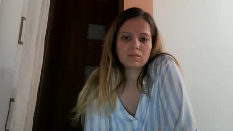 Baby Blonde online show from December 13, 2025, 8:04 pm