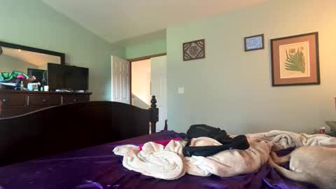 blue online show from April 8, 2026, 12:21 am