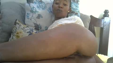 baby_facii online show from May 19, 2026, 7:04 am