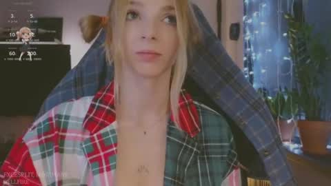 Snapshot of baby_gopn1k chatting on December 25, 2024, 4:54 am baby gopn1k online show from December 25, 2024, 4:54 am