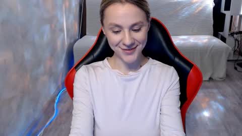 baby_kitte online show from March 5, 2026, 6:42 am