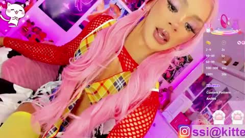 baby_lissi online show from September 21, 2025, 7:21 am