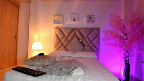 baby_noaht online show from August 4, 2026, 2:15 am
