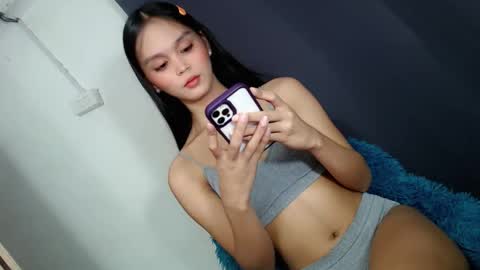 baby_zoexx online show from September 19, 2025, 10:10 pm