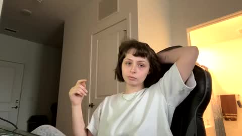 babybray online show from February 10, 2025, 9:04 pm