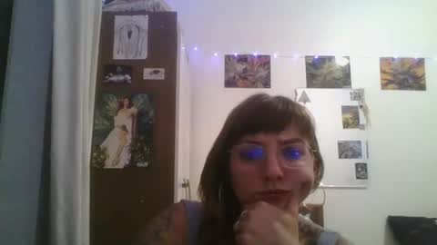 Snapshot of babydemon6 chatting on December 13, 2024, 11:17 pm babydemon6 online show from December 13, 2024, 11:17 pm