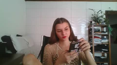 Snapshot of babydemon6 chatting on September 23, 2025, 6:44 pm babydemon6 online show from September 23, 2025, 6:44 pm