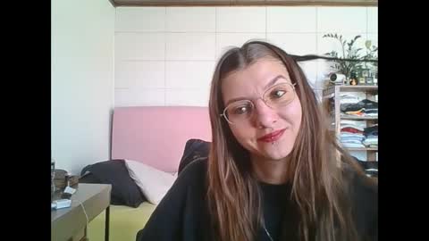 Snapshot of babydemon6 chatting on October 8, 2025, 2:04 pm babydemon6 online show from October 8, 2025, 2:04 pm