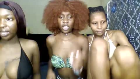 Snapshot of babydoll_230 chatting on March 26, 2026, 2:39 am Babydoll 230 online show from March 26, 2026, 2:39 am