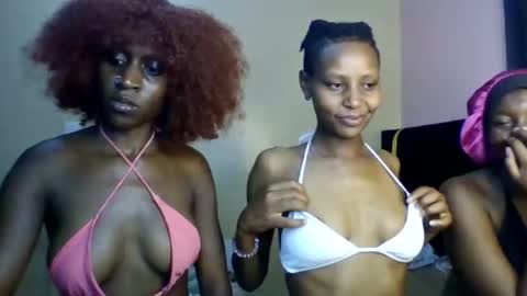 Snapshot of babydoll_230 chatting on March 30, 2026, 4:19 pm Babydoll 230 online show from March 30, 2026, 4:19 pm