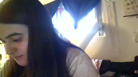 babydollalexiss online show from June 27, 2026, 3:44 am